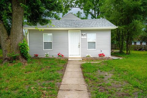 Single Family Residence in Gary IN 1977 47th Avenue 1.jpg