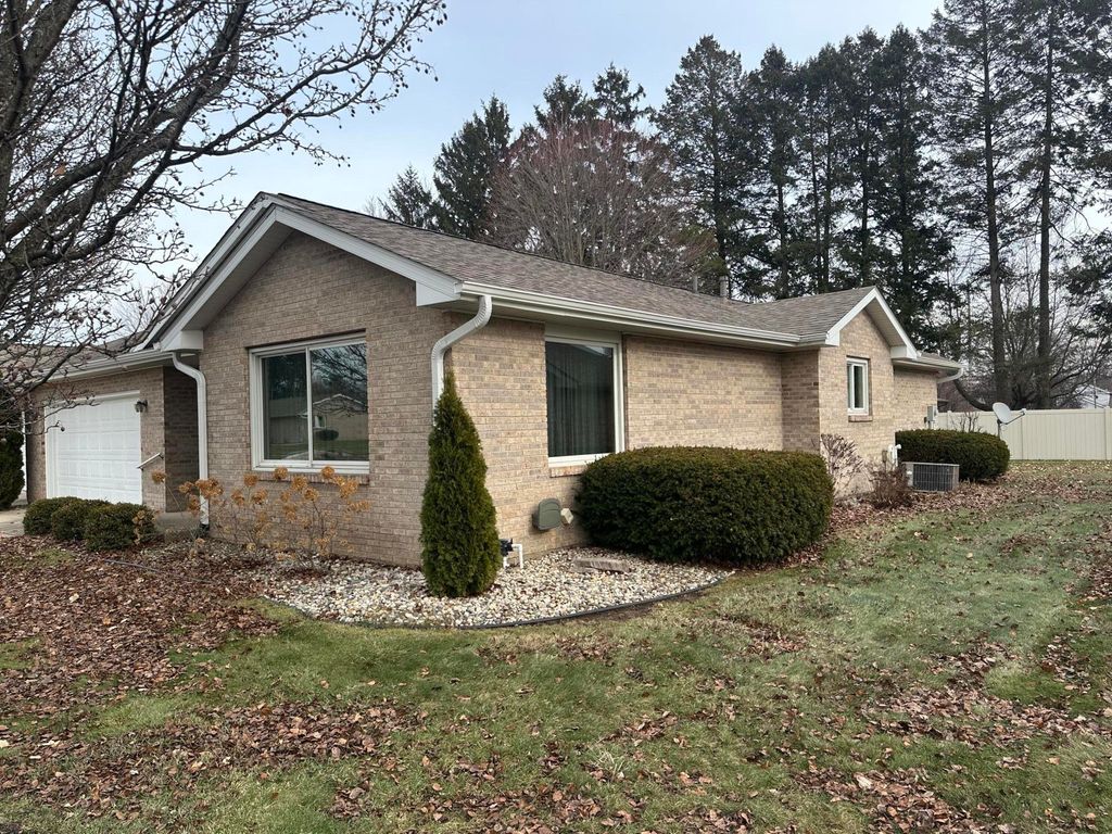 Photo of 163 Regency Parkway, La Porte, IN 46350 (MLS # 832244)