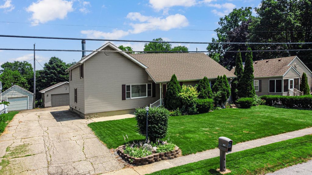 Photo of 1607 A Street, La Porte, IN 46350 (MLS # 842500)