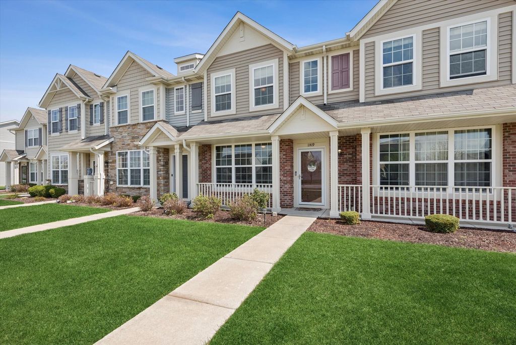 Photo of 11419 Rhode Island Street, Crown Point, IN 46307 (MLS # 837298)