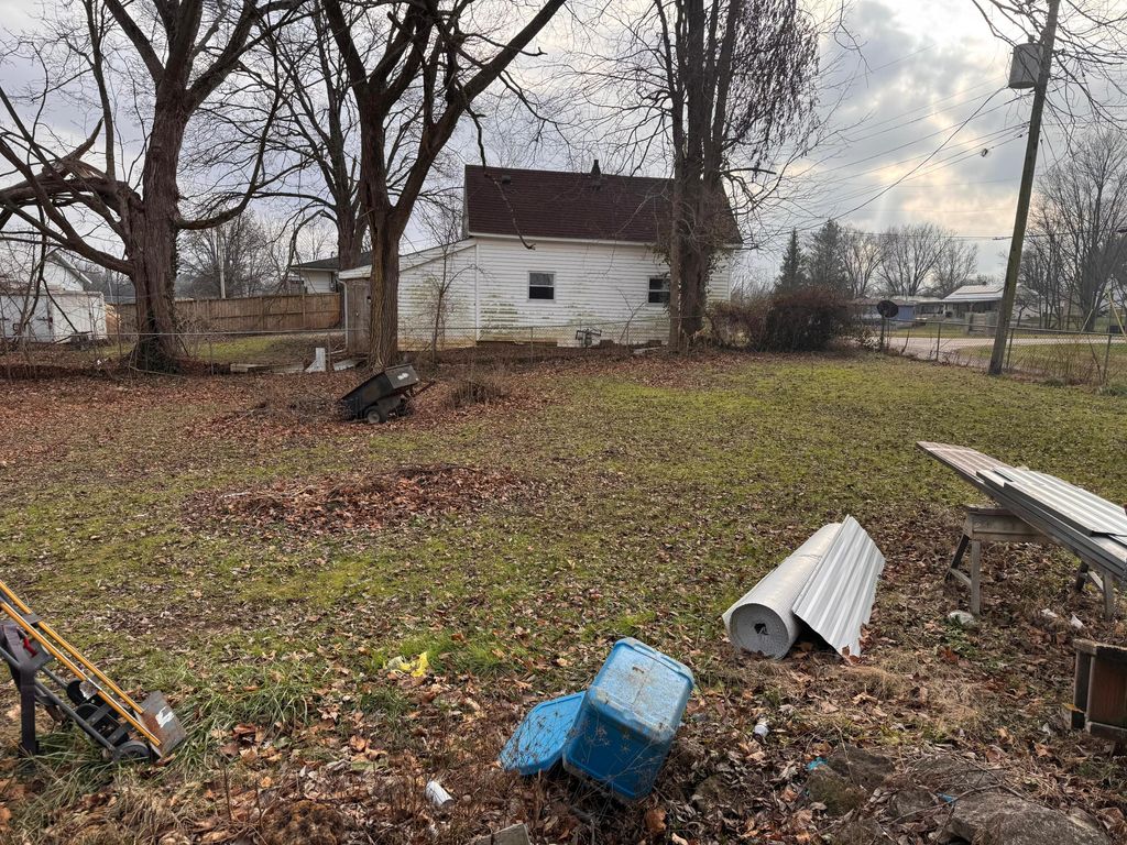 Photo of 1083 W 4th Street, Bloomington, IN 47403 (MLS # 836577)