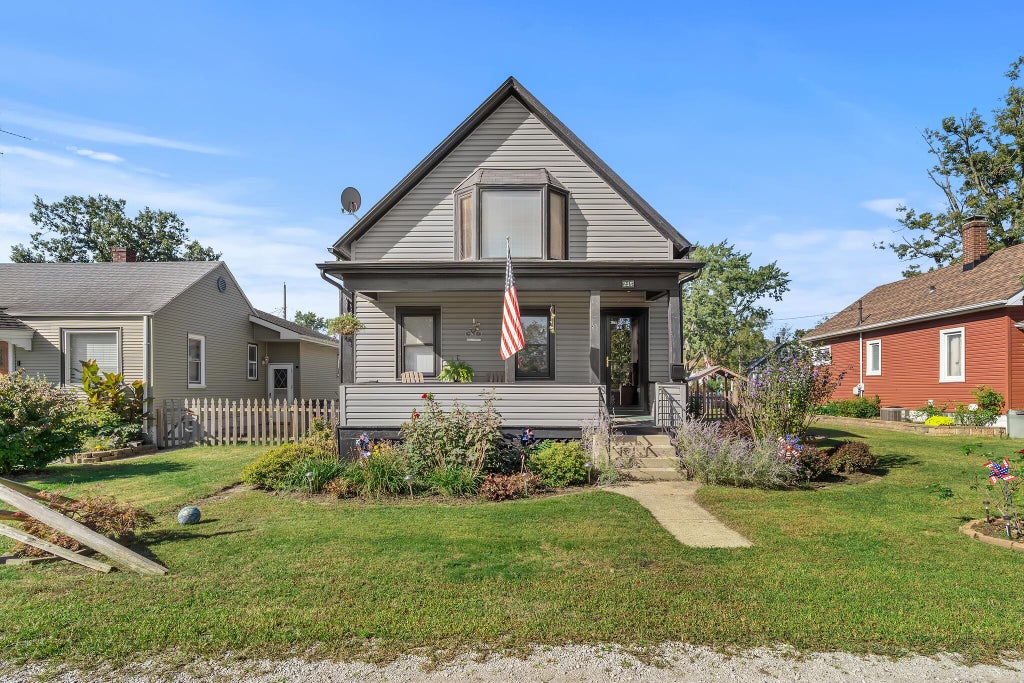 Photo of 215 Derby Street, Michigan City, IN 46360 (MLS # 846067)