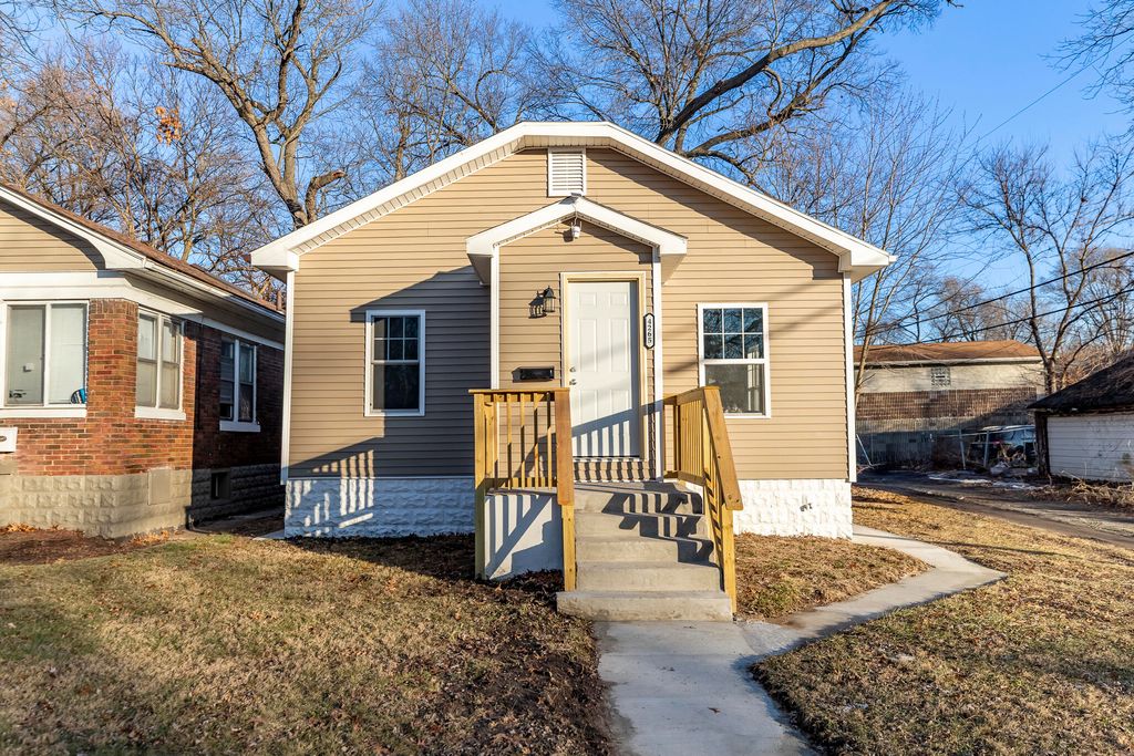 Photo of 4265 Van Buren Street, Gary, IN 46408 (MLS # 832575)