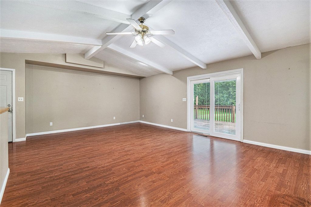 Photo of 938 S 400 W, Warsaw, IN 46580 (MLS # 829408)