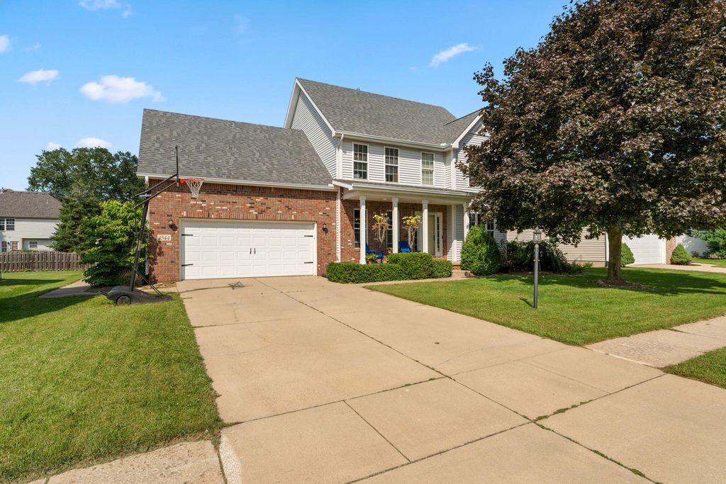 Photo of 1544 Colonial Drive, Chesterton, IN 46304 (MLS # 826669)
