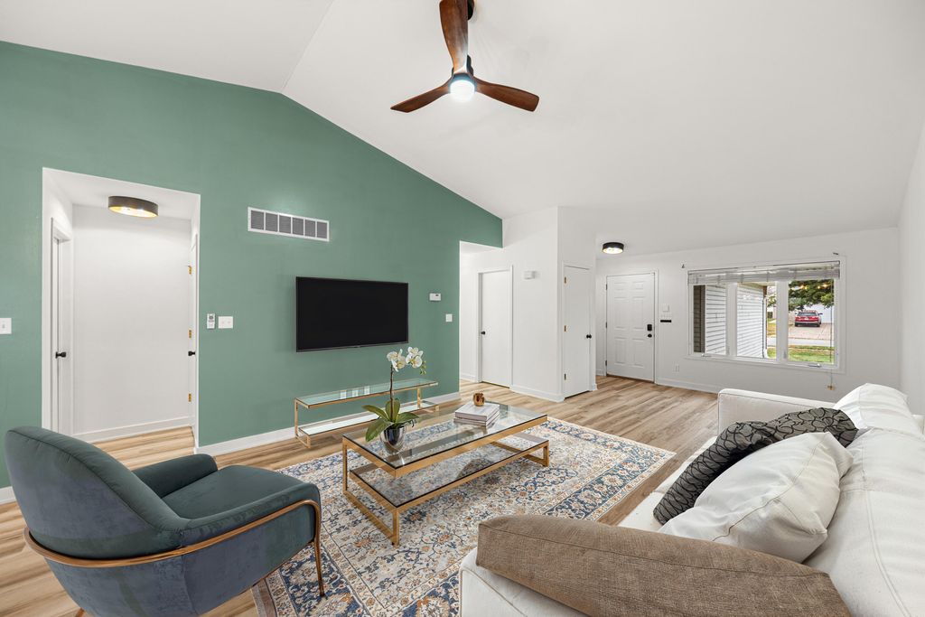 Photo of 5012 W 92nd Avenue, Crown Point, IN 46307 (MLS # 833859)