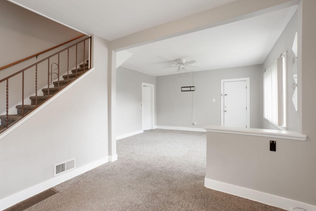 Photo of 7200 Madison Street, Merrillville, IN 46410 (MLS # 836930)