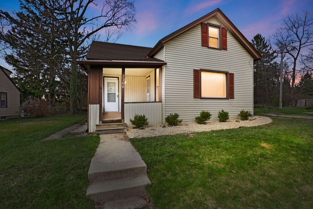 Photo of 7200 Madison Street, Merrillville, IN 46410 (MLS # 836930)