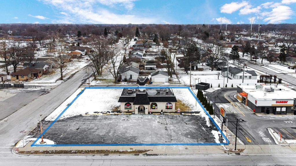 Photo of 8327 Kennedy Avenue, Highland, IN 46322 (MLS # 832318)