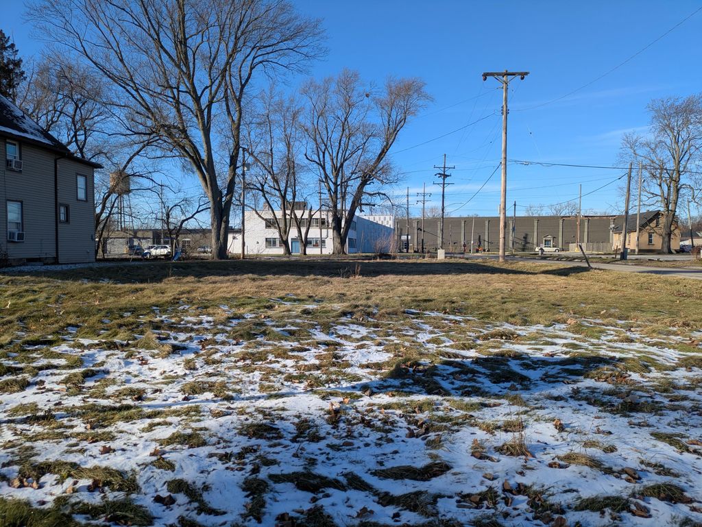 Photo of 117 Oberreich Street, La Porte, IN 46350 (MLS # 833011)