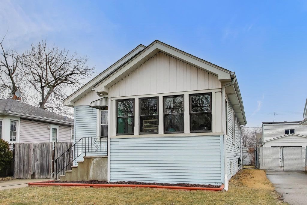 Photo of 7113 Harrison Avenue, Hammond, IN 46324 (MLS # 835053)