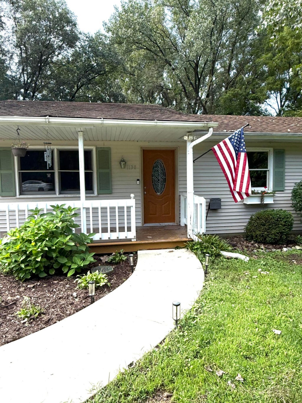 Photo of 1170 Lincoln Avenue, Lowell, IN 46356 (MLS # 844011)