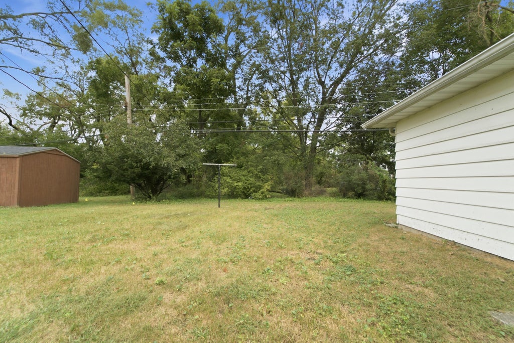 Photo of 2248 W 57th Place, Merrillville, IN 46410 (MLS # 845796)