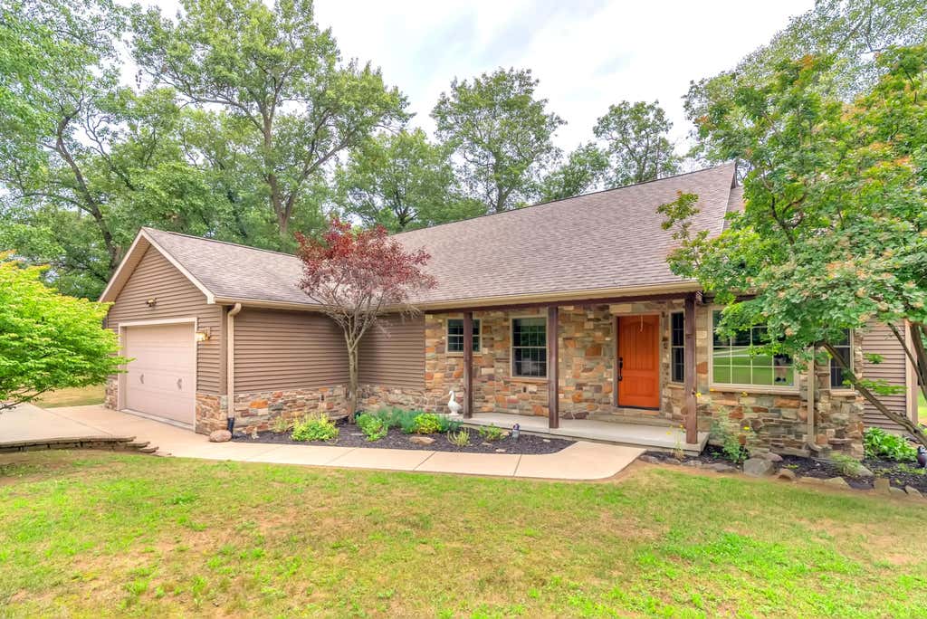 Photo of 2538 S 388 W, Morocco, IN 47963 (MLS # 843560)