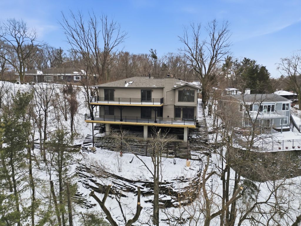 Photo of 22 Skyline Drive, Portage, IN 46368 (MLS # 833722)