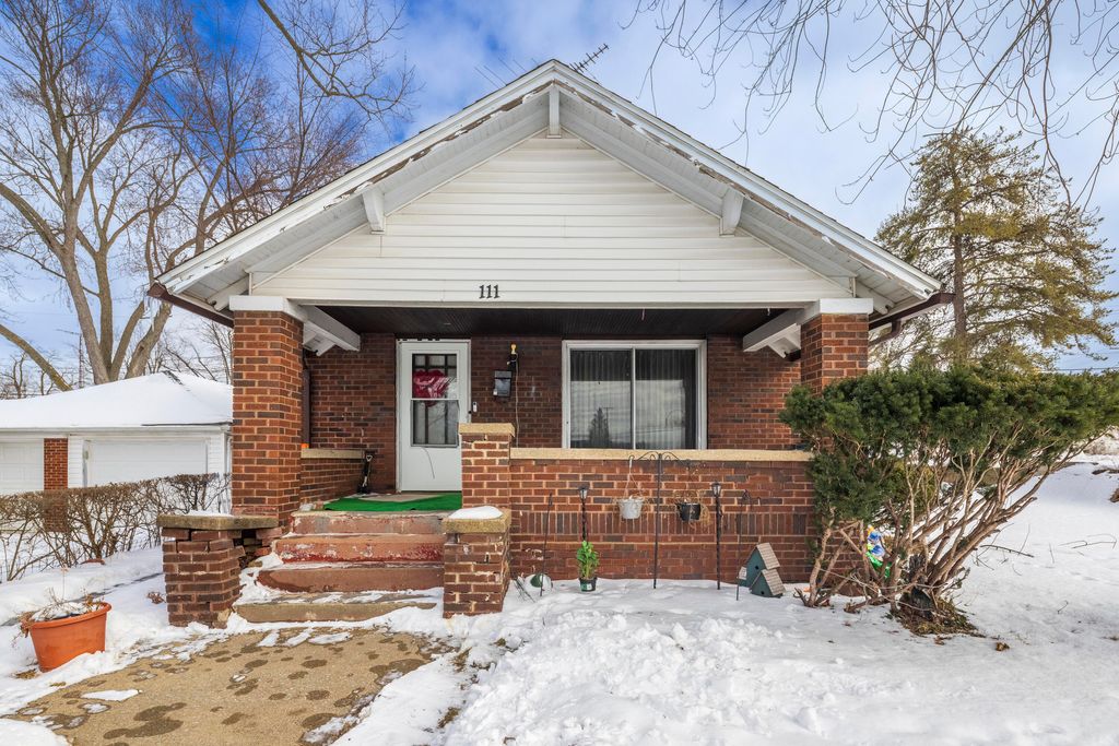 Photo of 111 Ridgeland Avenue, Michigan City, IN 46360 (MLS # 833766)