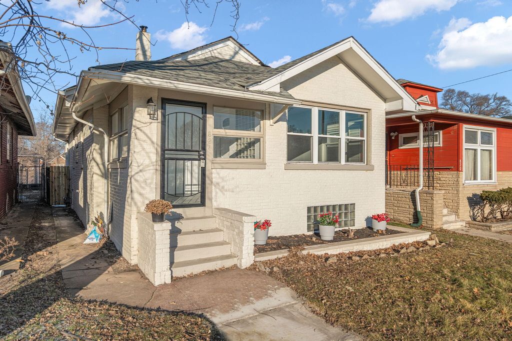 Photo of 824 Johnson Street, Gary, IN 46402 (MLS # 834787)