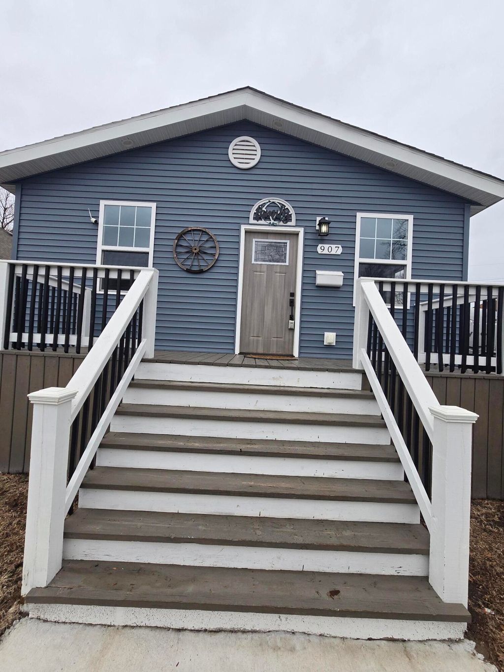 Photo of 907 Carroll Street, Hammond, IN 46320 (MLS # 835368)