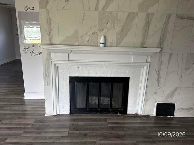 Photo of 772 Fillmore Street, Gary, IN 46402 (MLS # 846819)