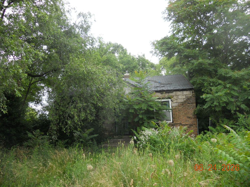 Photo of 2247 Georgia Street, Gary, IN 46407 (MLS # 841220)