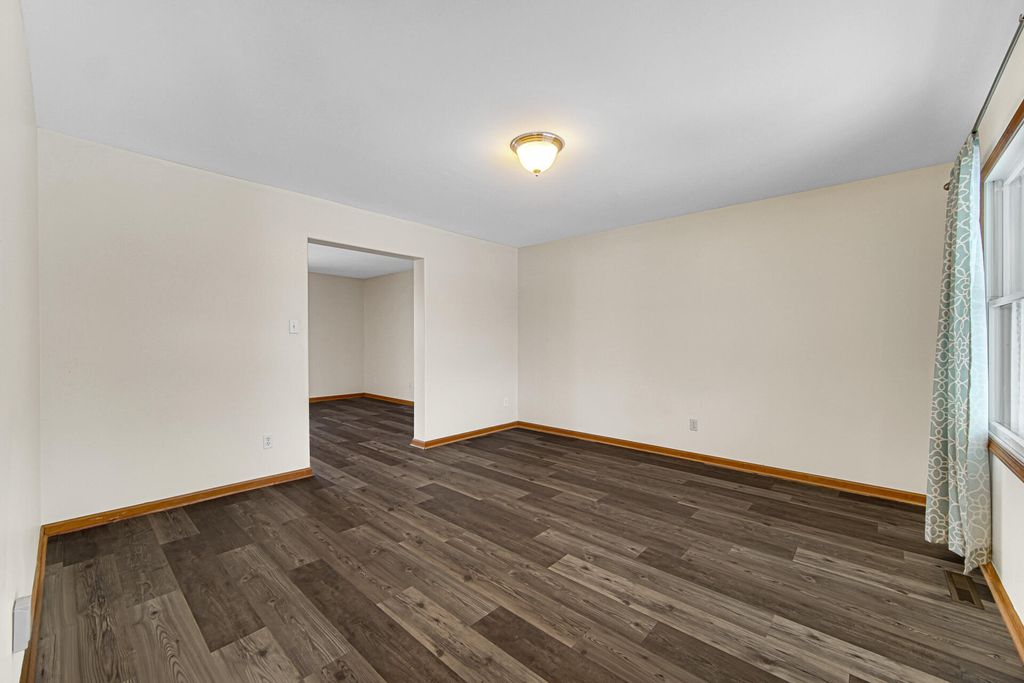 Photo of 515 Tamarack Trail, Hebron, IN 46341 (MLS # 831579)