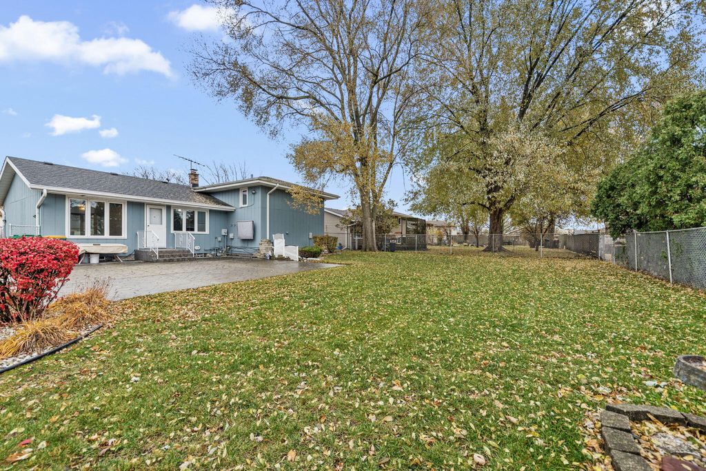 Photo of 8778 Madison Avenue, Munster, IN 46321 (MLS # 831326)