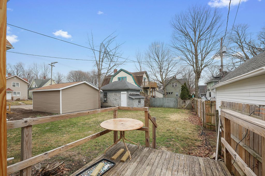 Photo of 204 Jefferson Avenue, La Porte, IN 46350 (MLS # 834980)