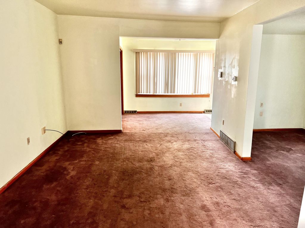 Photo of 602 E 150th Street, East Chicago, IN 46312 (MLS # 831186)