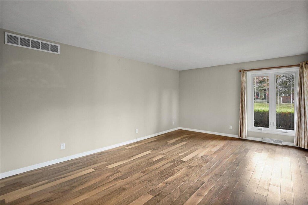 Photo of 1805 Clover Lane, Valparaiso, IN 46385 (MLS # 845086)