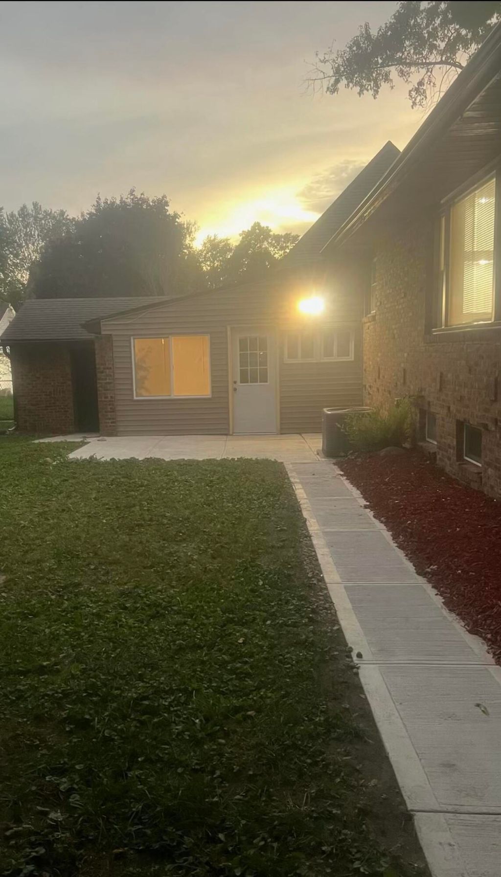 Photo of 1711 W 57th Avenue, Merrillville, IN 46410 (MLS # 830139)