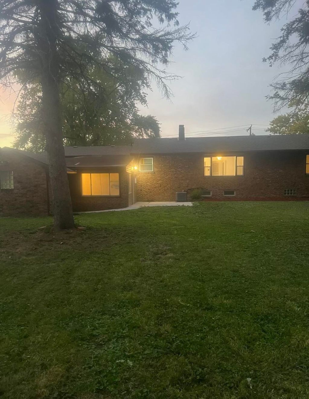 Photo of 1711 W 57th Avenue, Merrillville, IN 46410 (MLS # 830139)