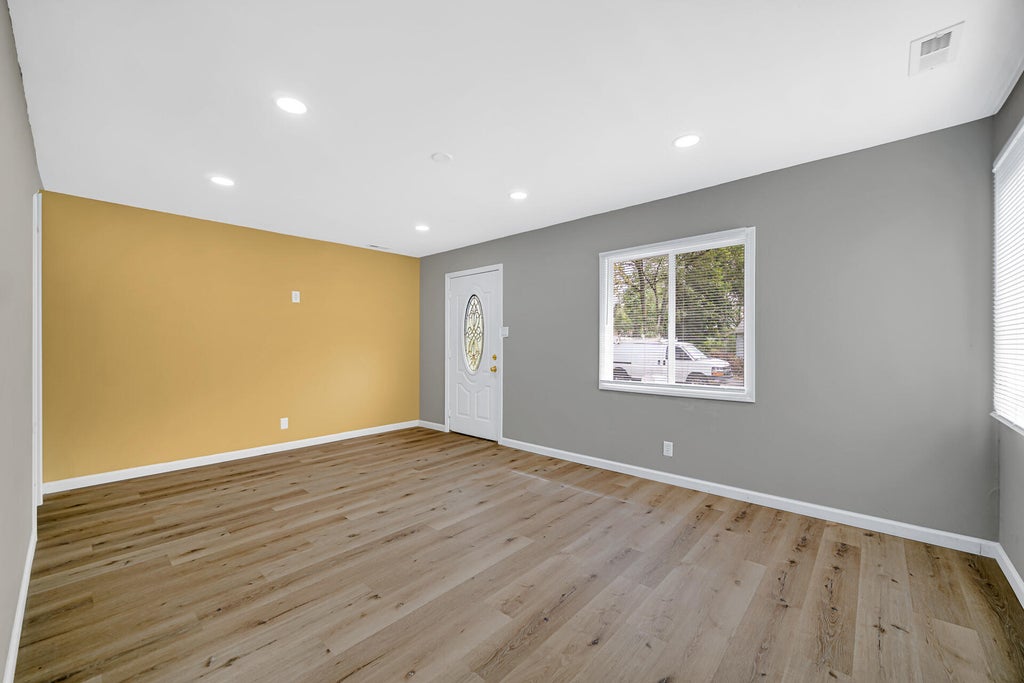 Photo of 840 Pierce Street, Gary, IN 46402 (MLS # 845627)