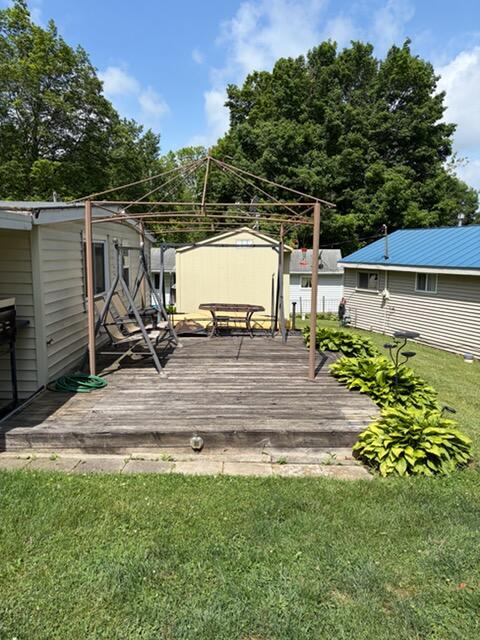 Photo of 111 Ems B36b2 Lane, Warsaw, IN 46582 (MLS # 844880)