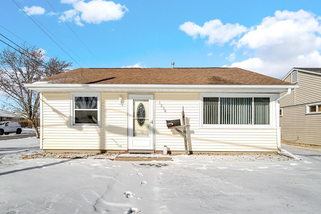 Photo of 1236 W Cleveland Avenue, Hobart, IN 46342 (MLS # 833030)