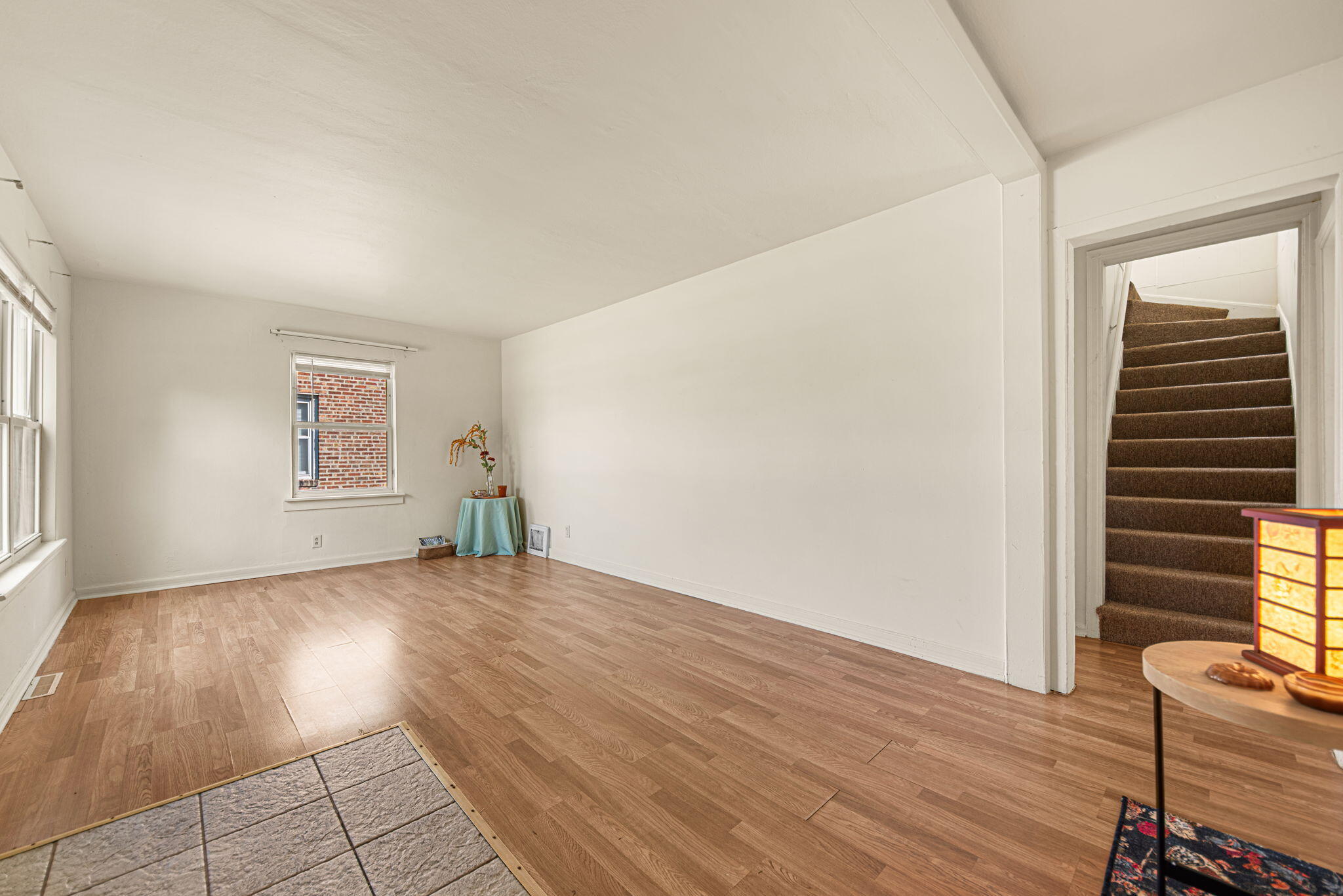 Hammond, Indiana 46324, United States, 3 Bedrooms Bedrooms, ,2 BathroomsBathrooms,Residential,Active,221311