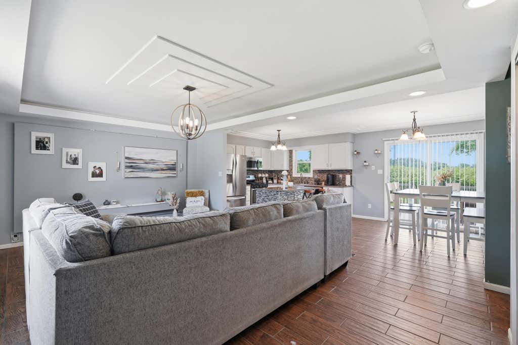 Photo of 6675 Silver Cloud Drive, Portage, IN 46368 (MLS # 843564)