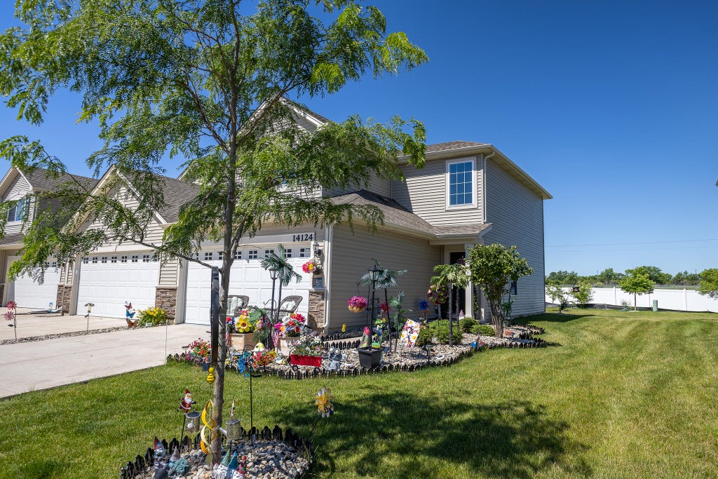 Photo of 14124 Magnolia Street, Cedar Lake, IN 46303 (MLS # 841052)