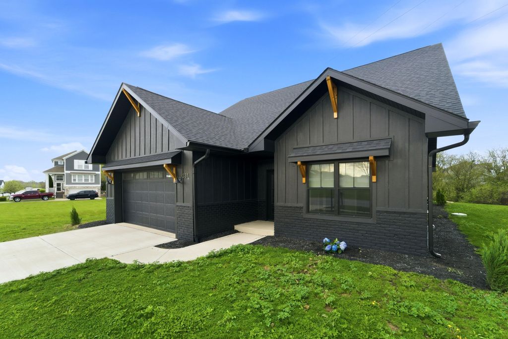 Photo of 331 Cherry Hill Street, Valparaiso, IN 46385 (MLS # 837428)