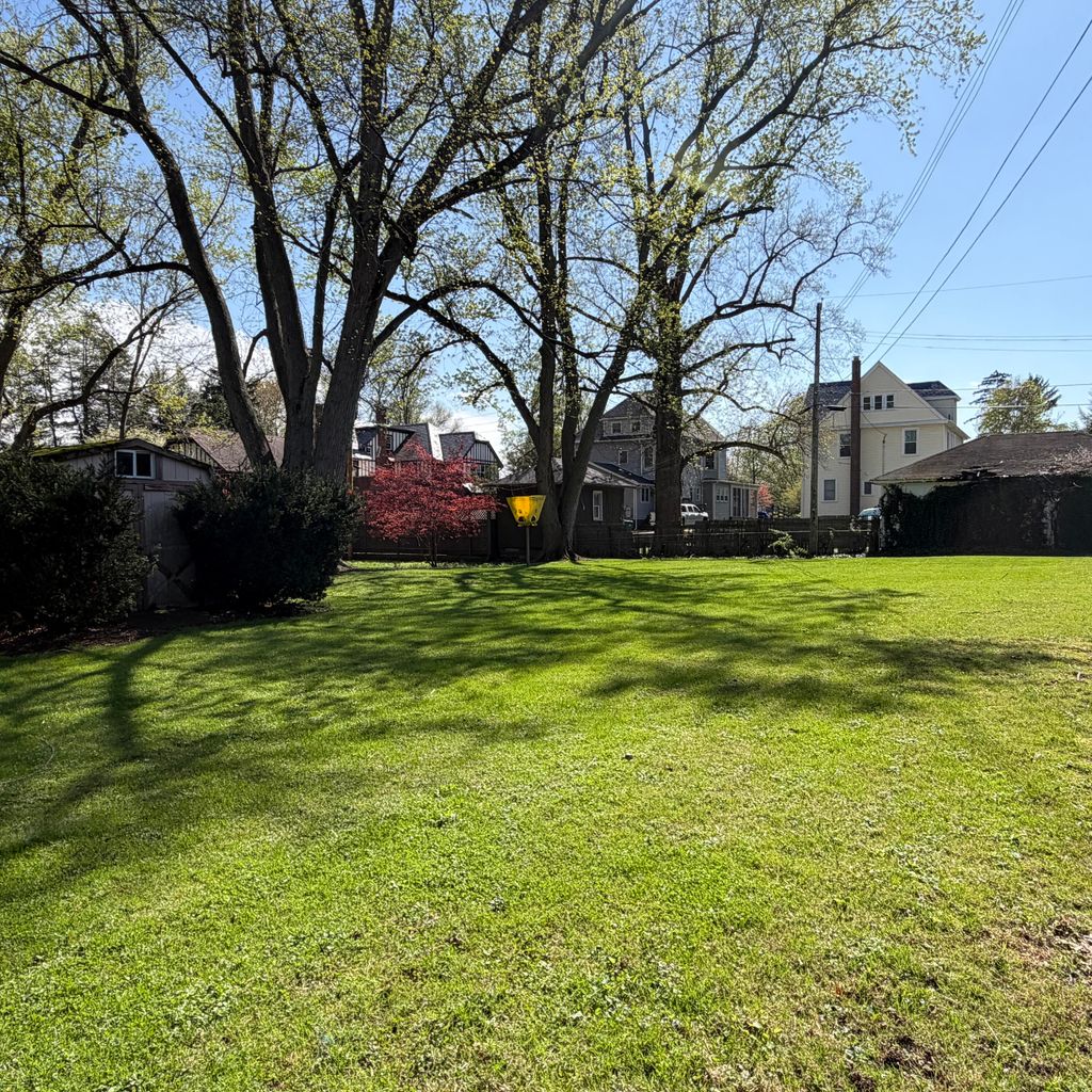 Photo of 1706 Monroe Street, La Porte, IN 46350 (MLS # 837379)