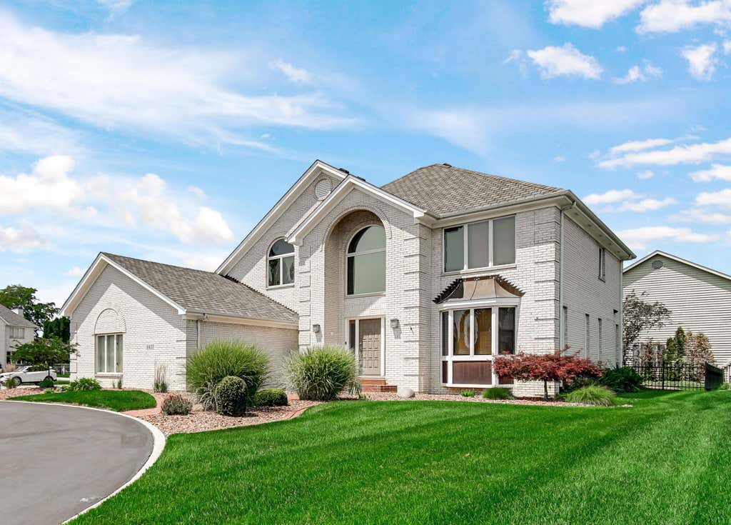 Photo of 1427 Brandywine Drive, Munster, IN 46321 (MLS # 842478)
