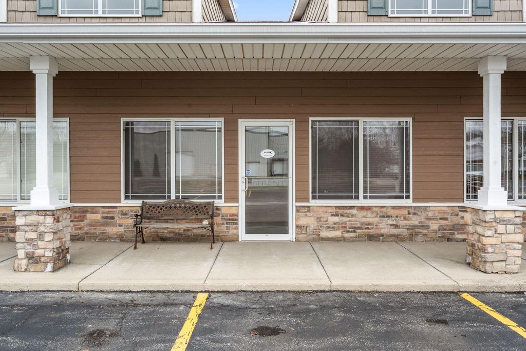 Photo of 2502 Beech Street, Valparaiso, IN 46383 (MLS # 832815)