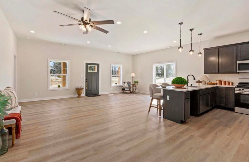 Photo of 4021 E Porter Street, DeMotte, IN 46310 (MLS # 837076)