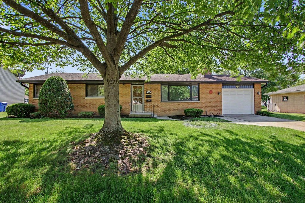 Photo of 725 S East Street, Crown Point, IN 46307 (MLS # 839782)