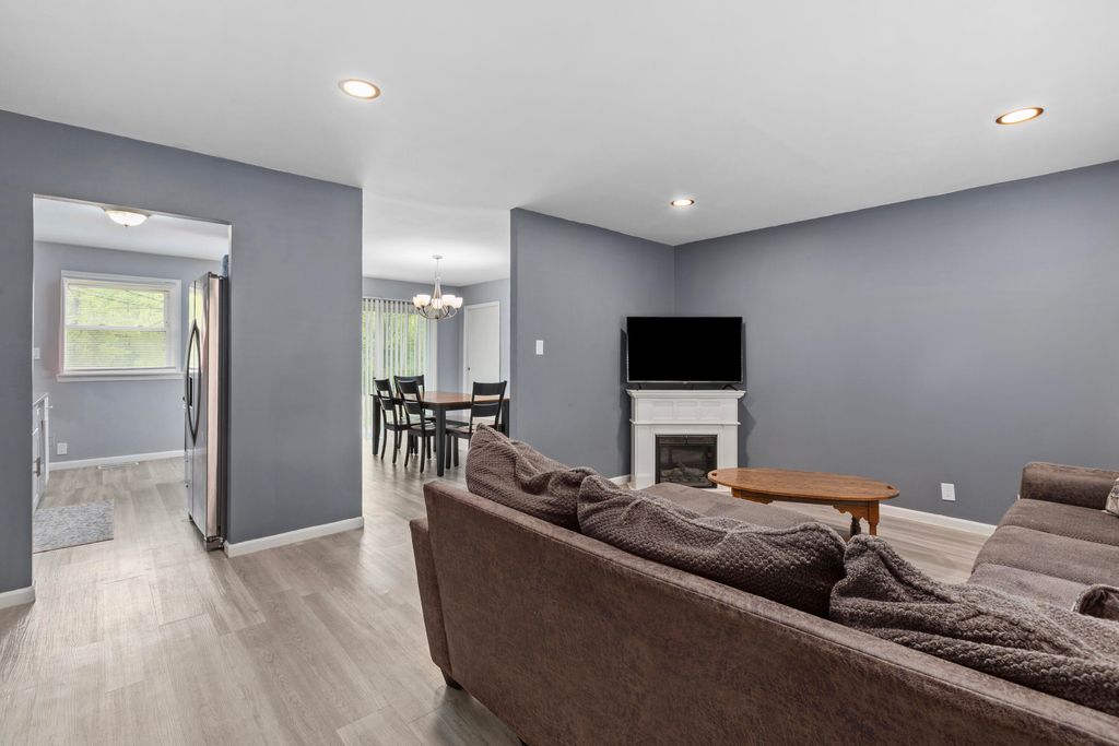 Photo of 8018 Taney Place, Merrillville, IN 46410 (MLS # 839607)