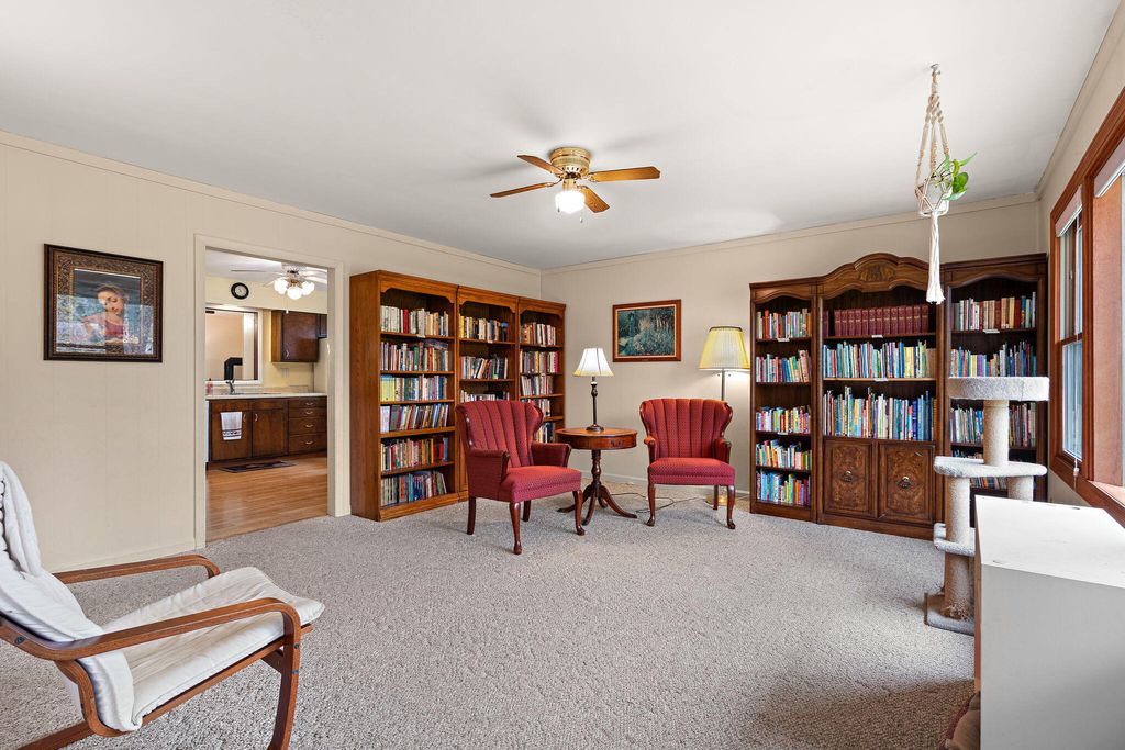 Photo of 6114 Mockingbird Avenue, Portage, IN 46368 (MLS # 837135)