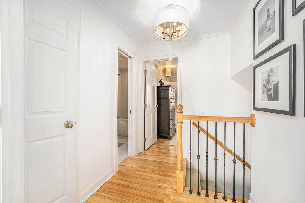 Photo of 1308 Camellia Drive, Munster, IN 46321 (MLS # 829576)