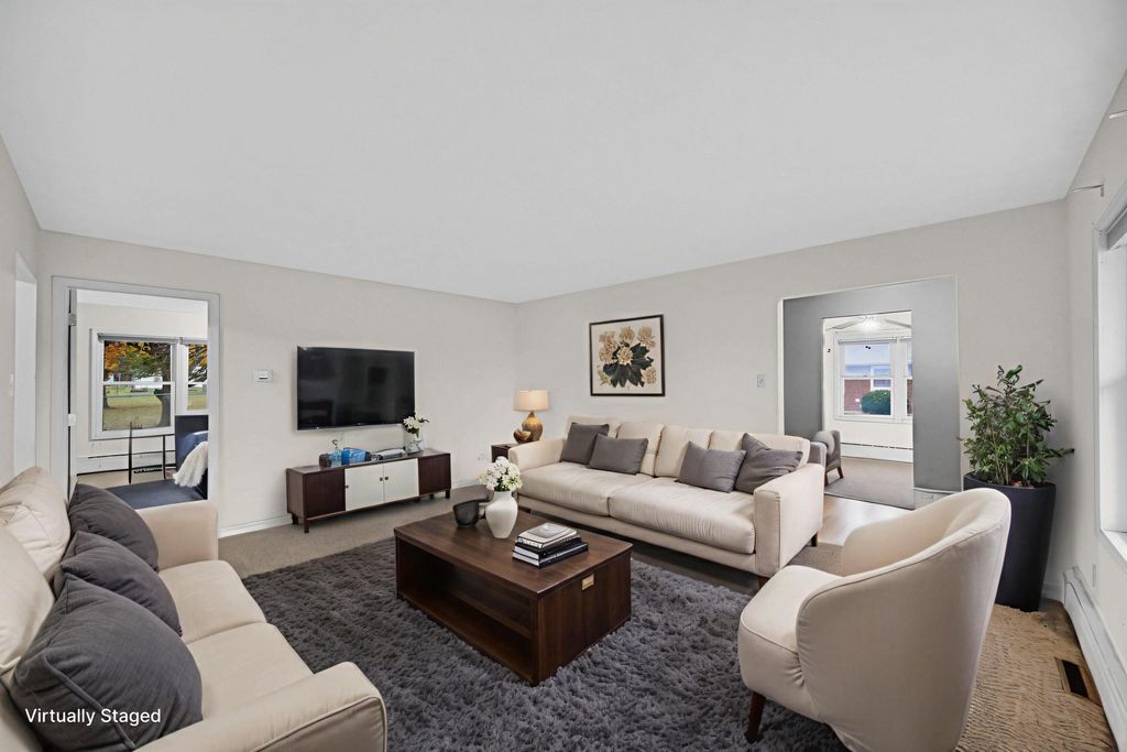 Photo of 204 N Main Street, Kouts, IN 46347 (MLS # 831077)