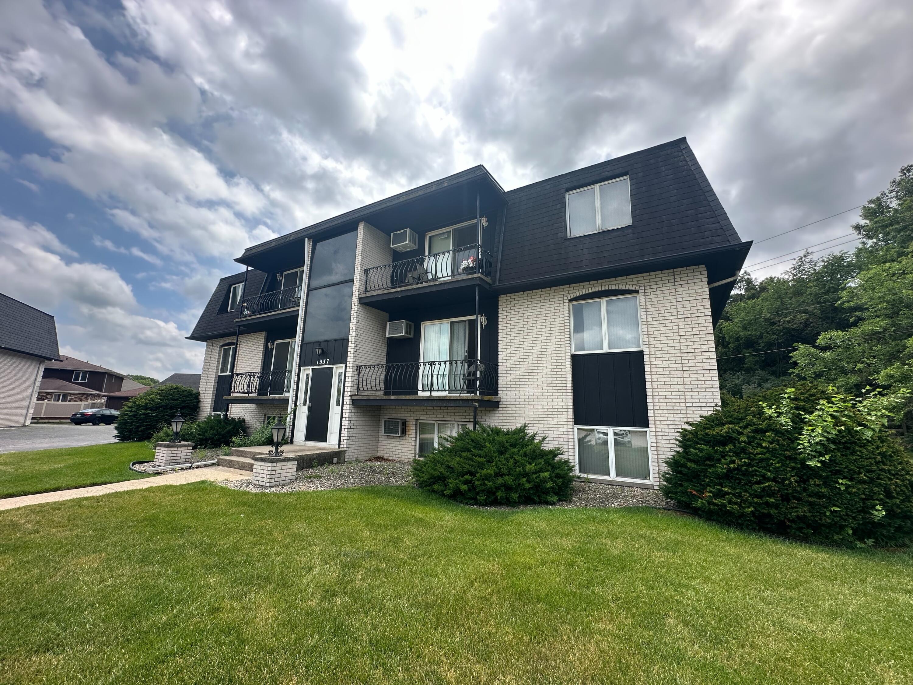 1337 Willow Court