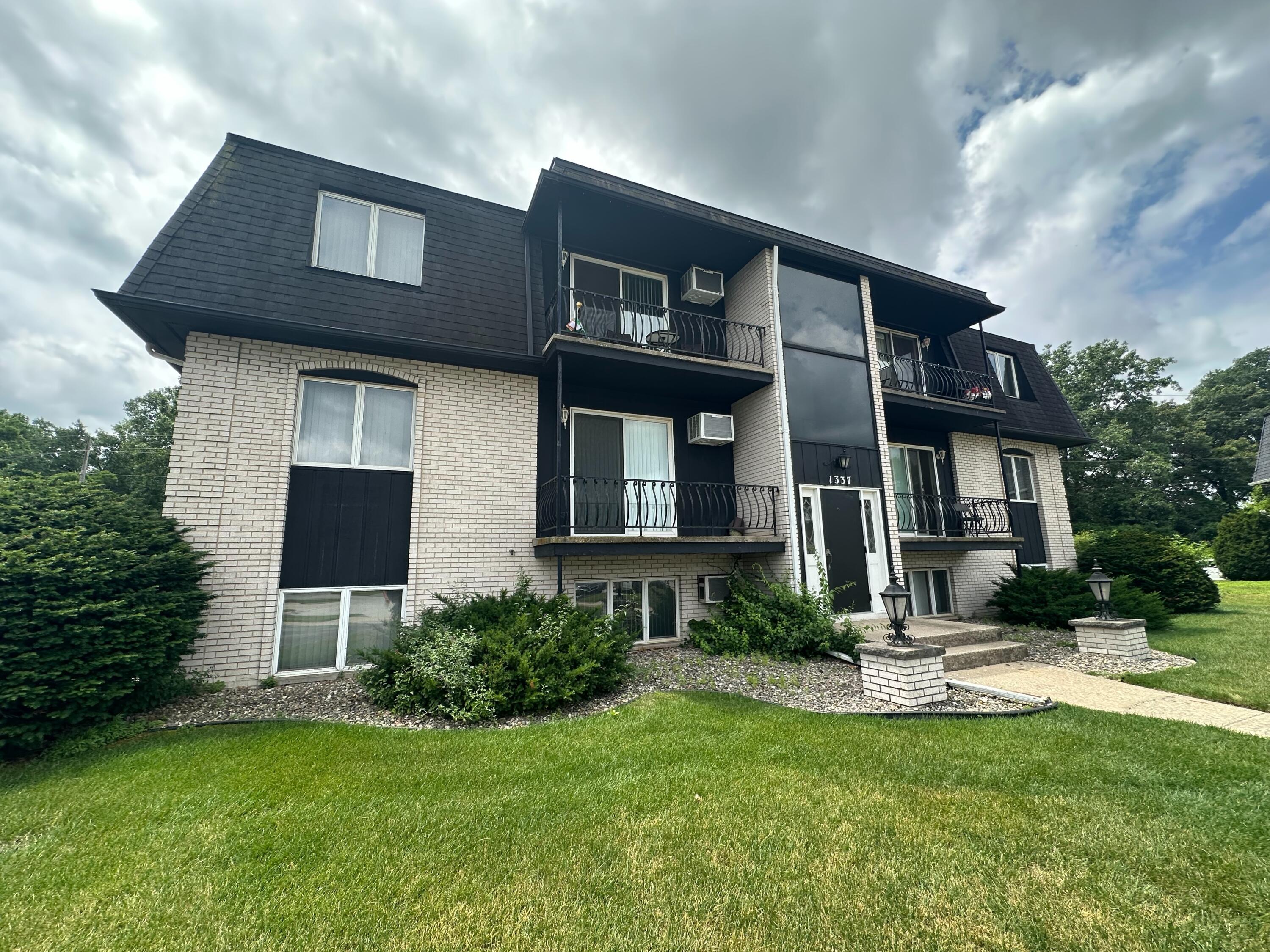 1337 Willow Court