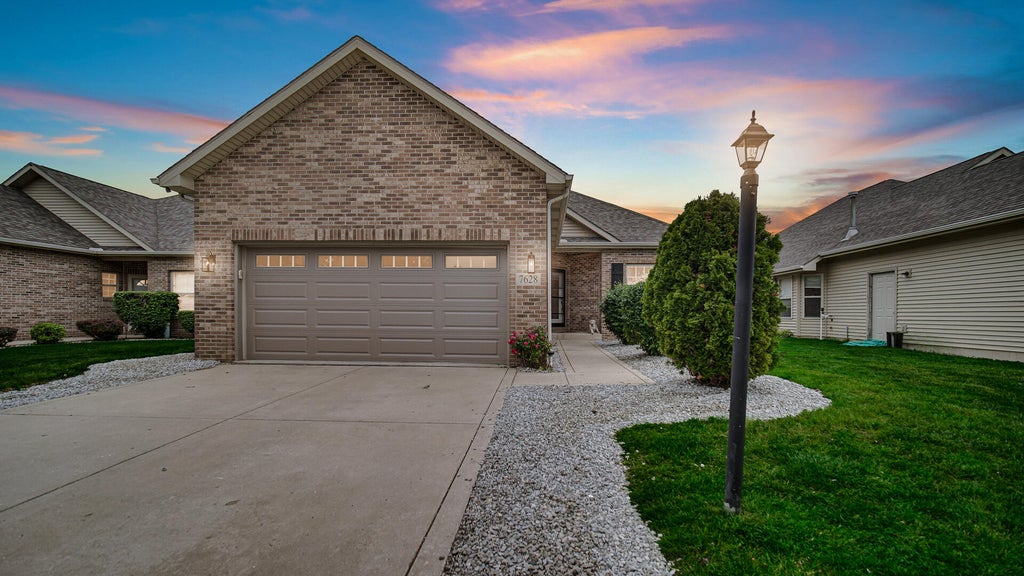 Photo of 7628 E 103rd Drive, Crown Point, IN 46307 (MLS # 839913)